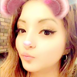 Meet your Posher, Brenda